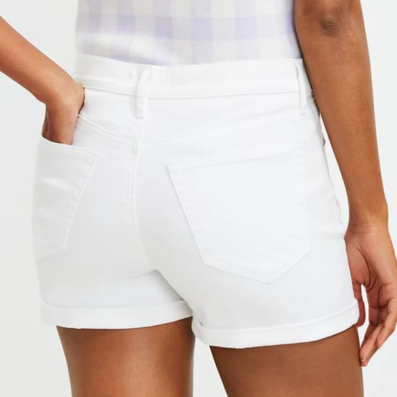 NWT Loft Denim Roll Shorts in White - Picture 3 of 7